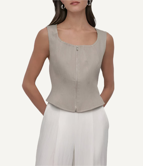 SLEEVELESS ZIP FRONT SEAMED TOP