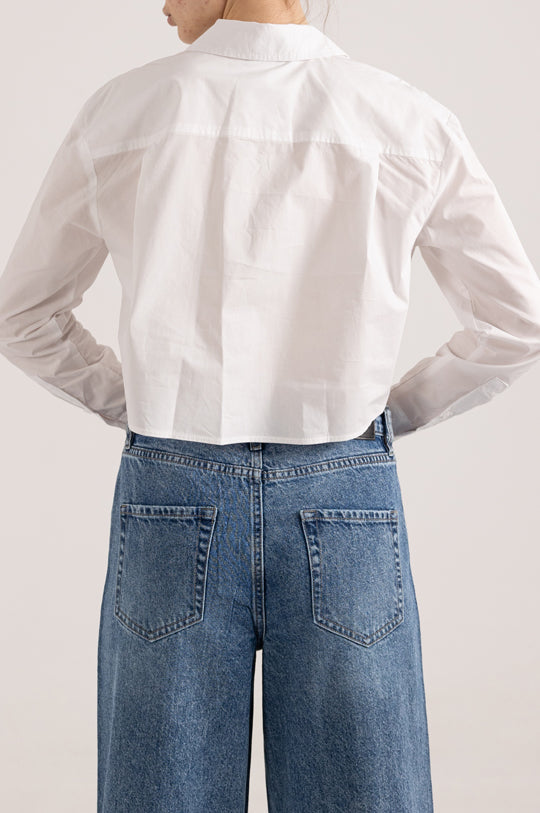LONG SLEEVE CROPPED BUTTON FRONTT SHIRT WITH CHEST POCKET