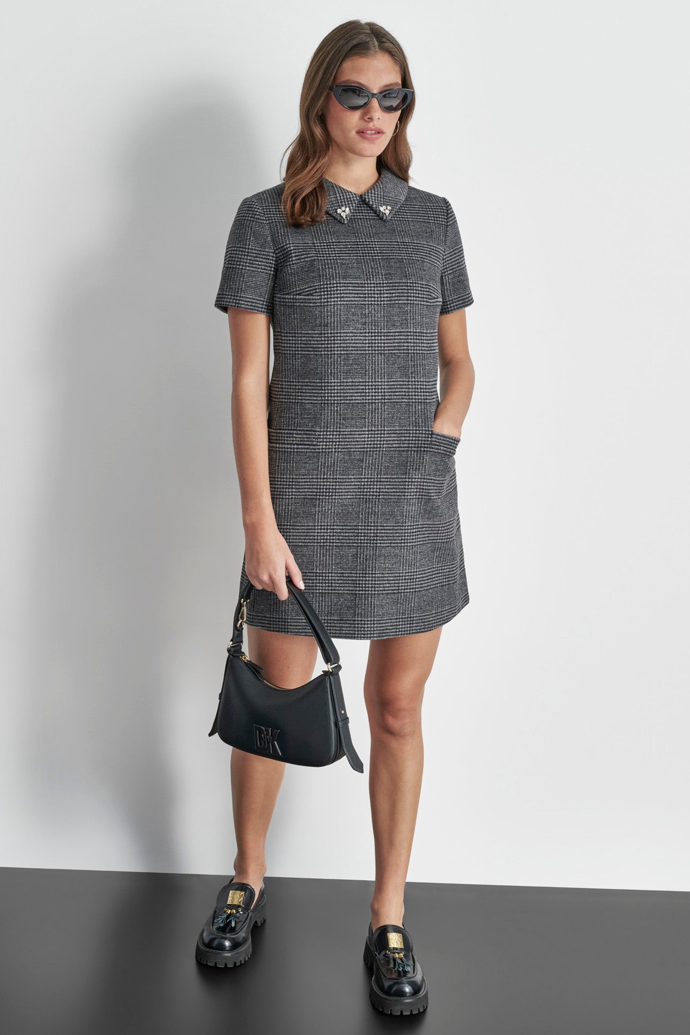 SMALL SLEEVE SHORT DRESS