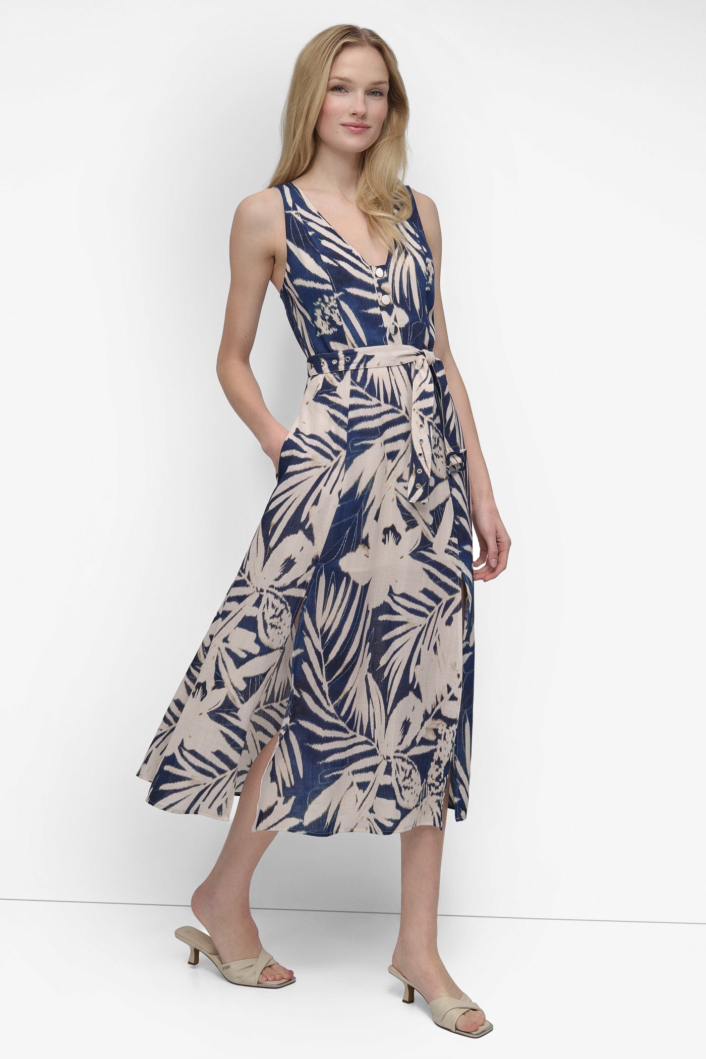 SLEEVELESS MIDI DRESS