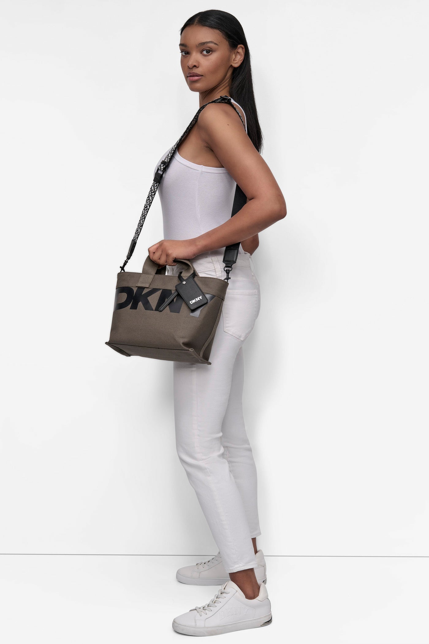 BRADY SMALL CROSSBODY