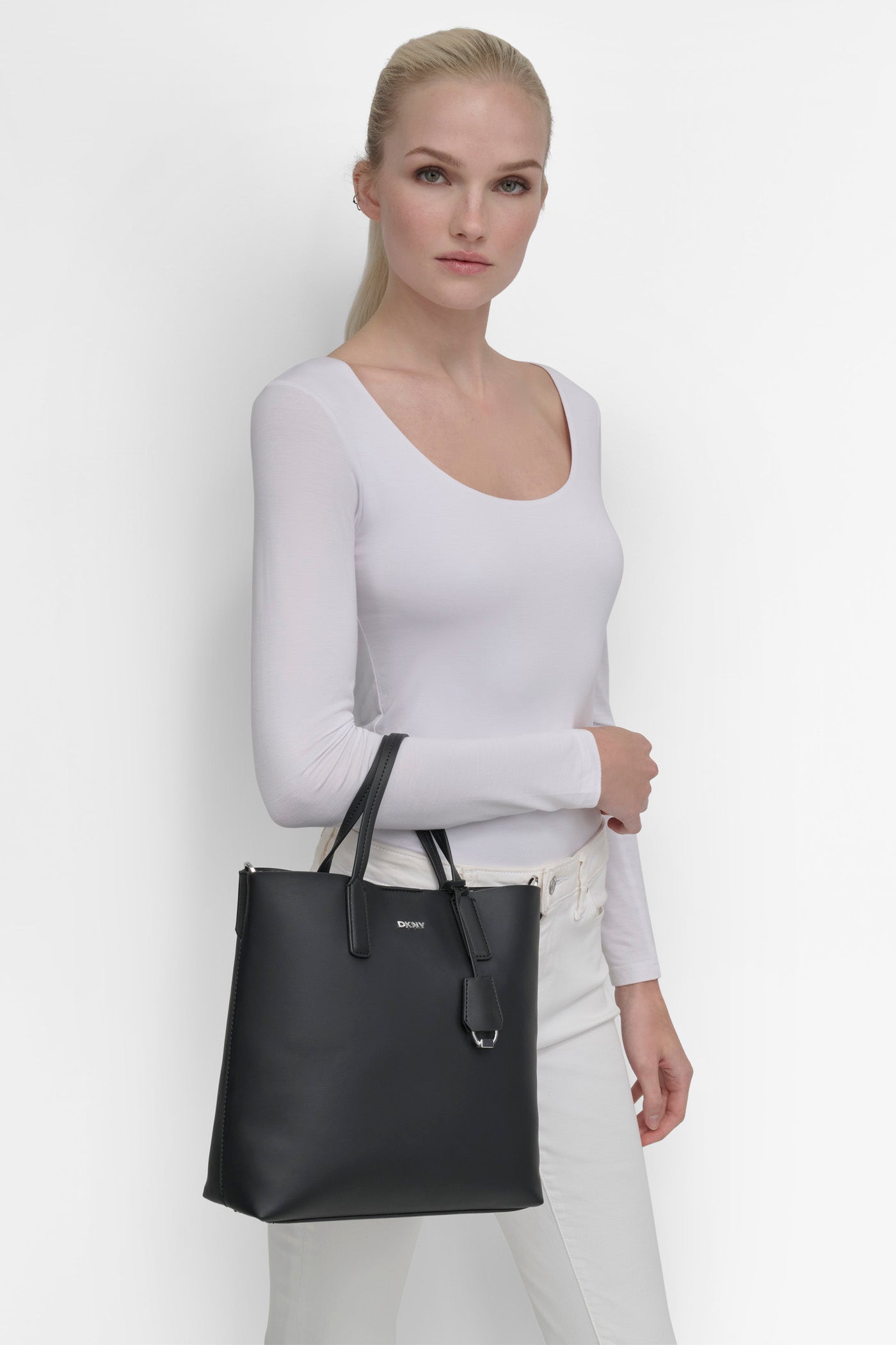 SAIGE MEDIUM TOTE CROSSBODY