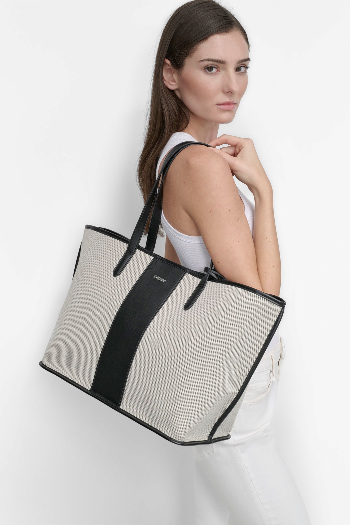 HALLIE MEDIUM TOTE
