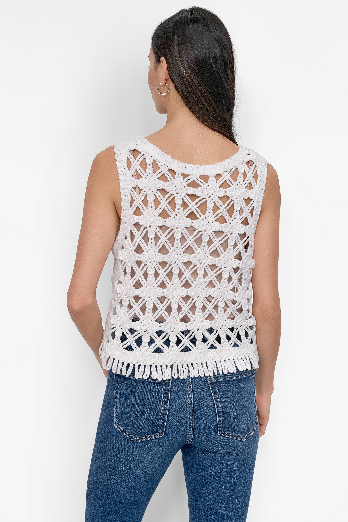 CROCHET SCOOP NECK TOP