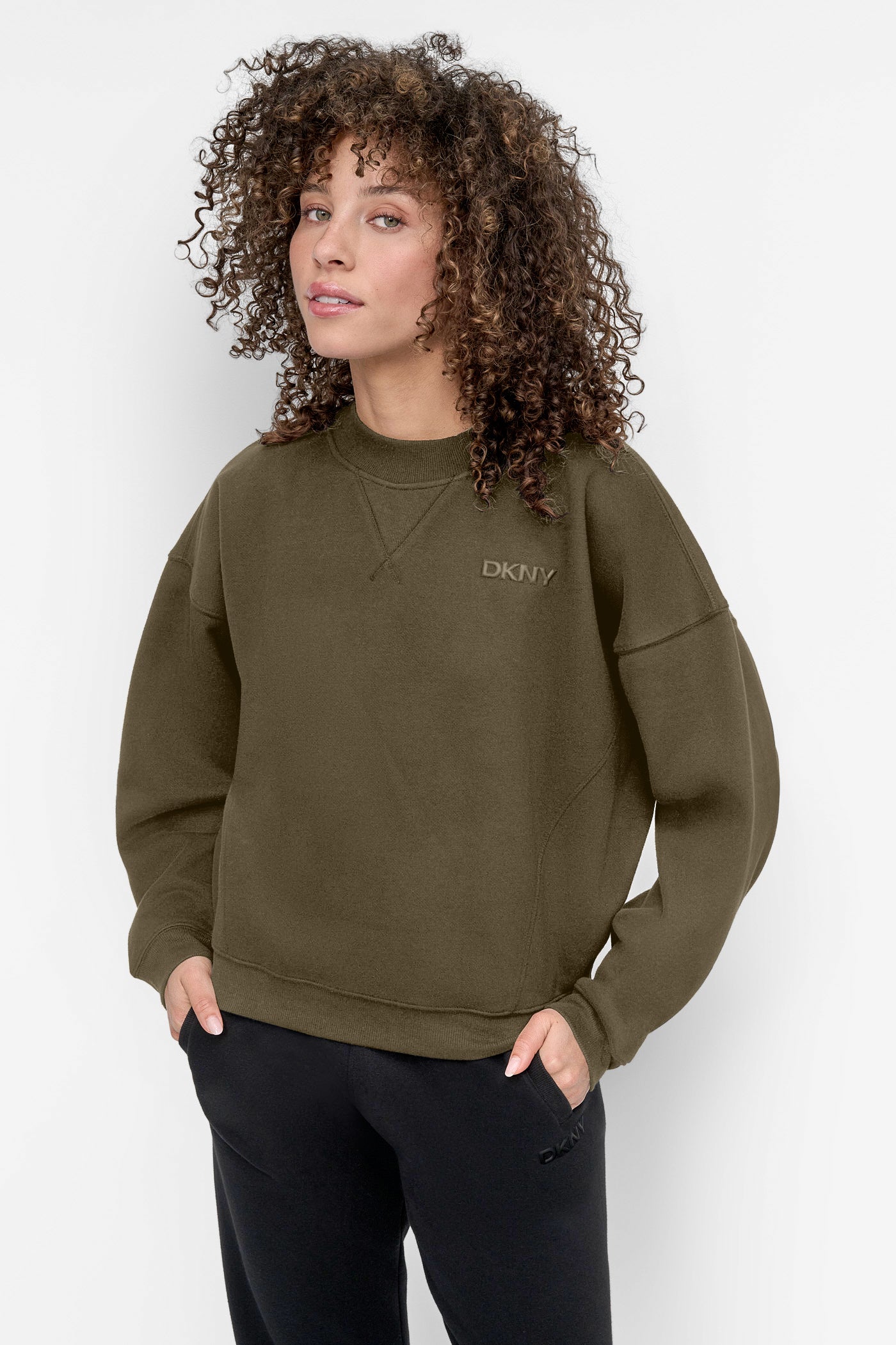 DKNY LOGO CREWNECK SWEATSHIRT