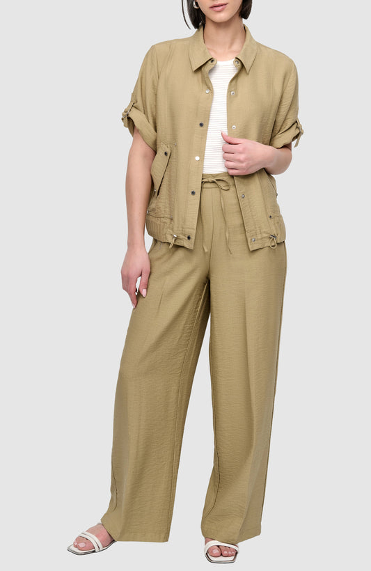 قميص خارجي بأكمام قصيرة