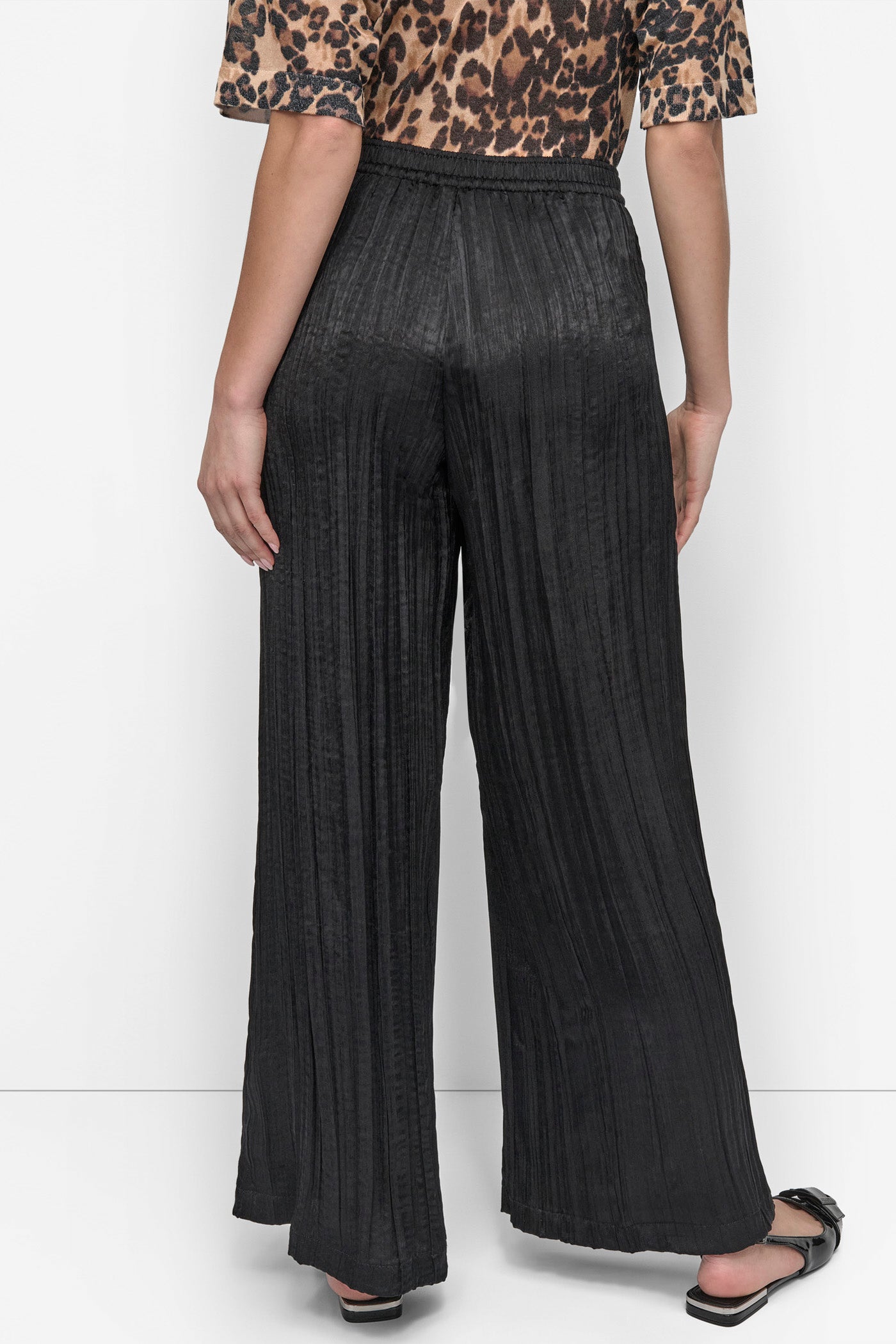 CRUSHED CREASE WIDE PANT
