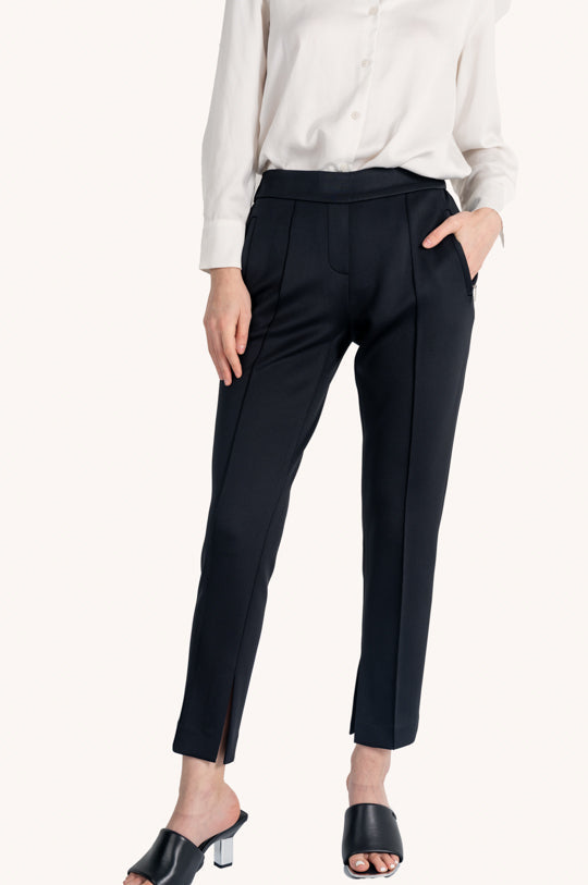 SCUBA CREPE PULL ON PANT