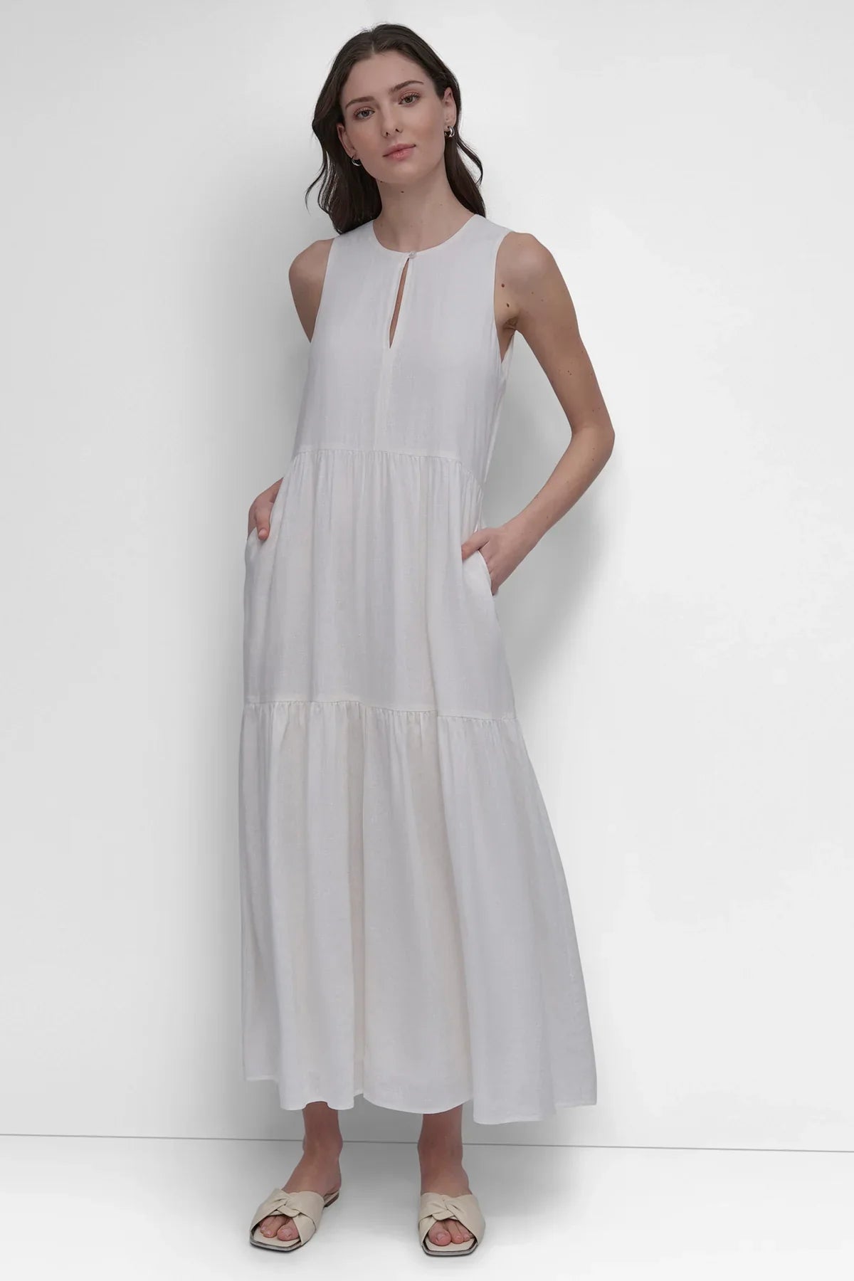 SLEEVELESS TIERED MAXI DRESS