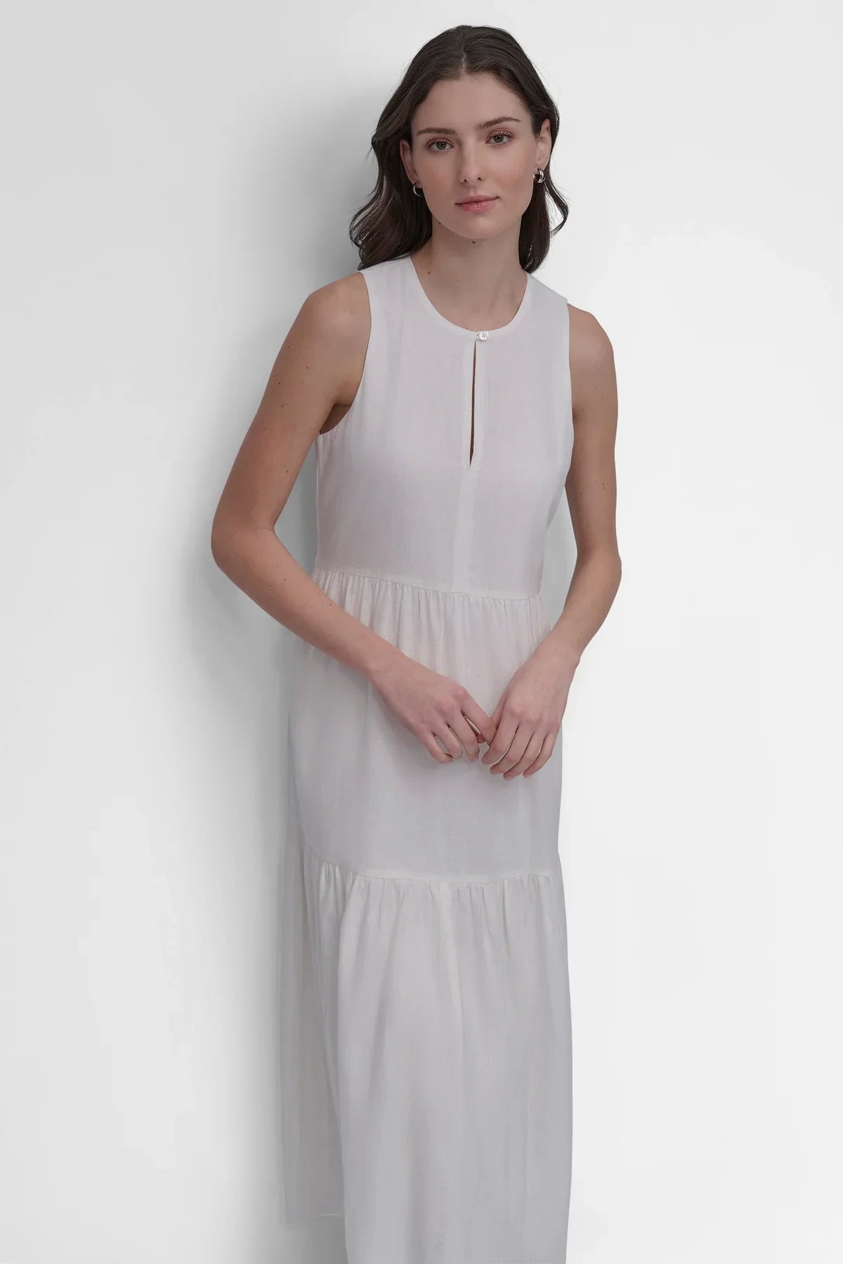 SLEEVELESS TIERED MAXI DRESS