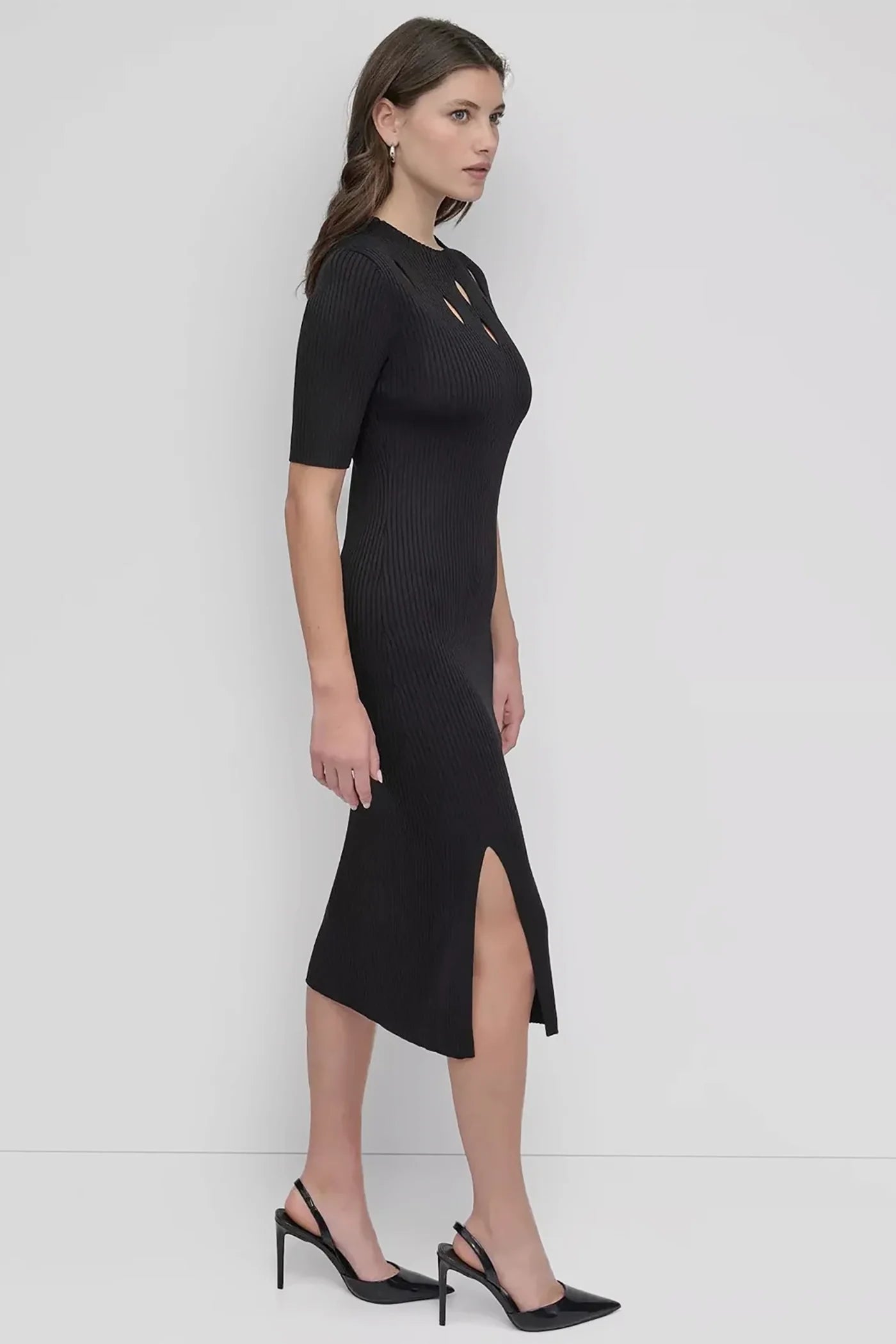 SHORT SLEEVE GRATED YOKE KNIT DRESS