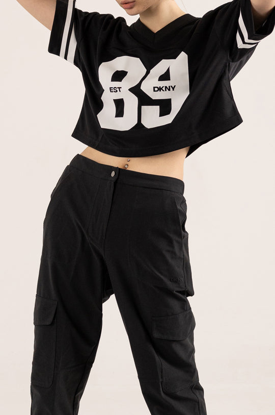 VARSITY MESH OVERSIZED V-NECK CROPPED TEE