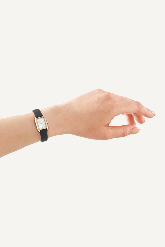 Women Signature Shape 18MM Watch
