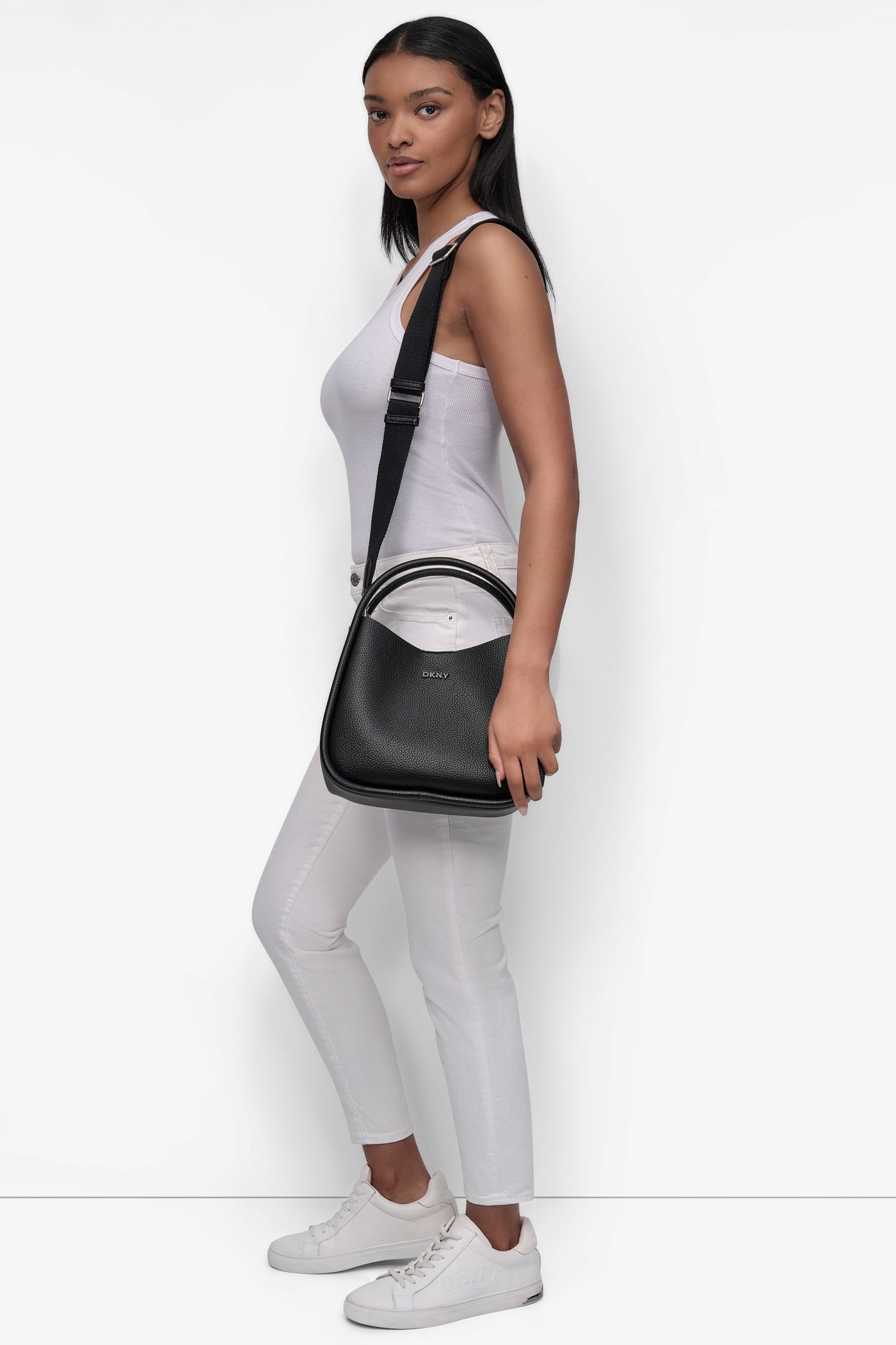 CAPRI MEDIUM HOBO BAG