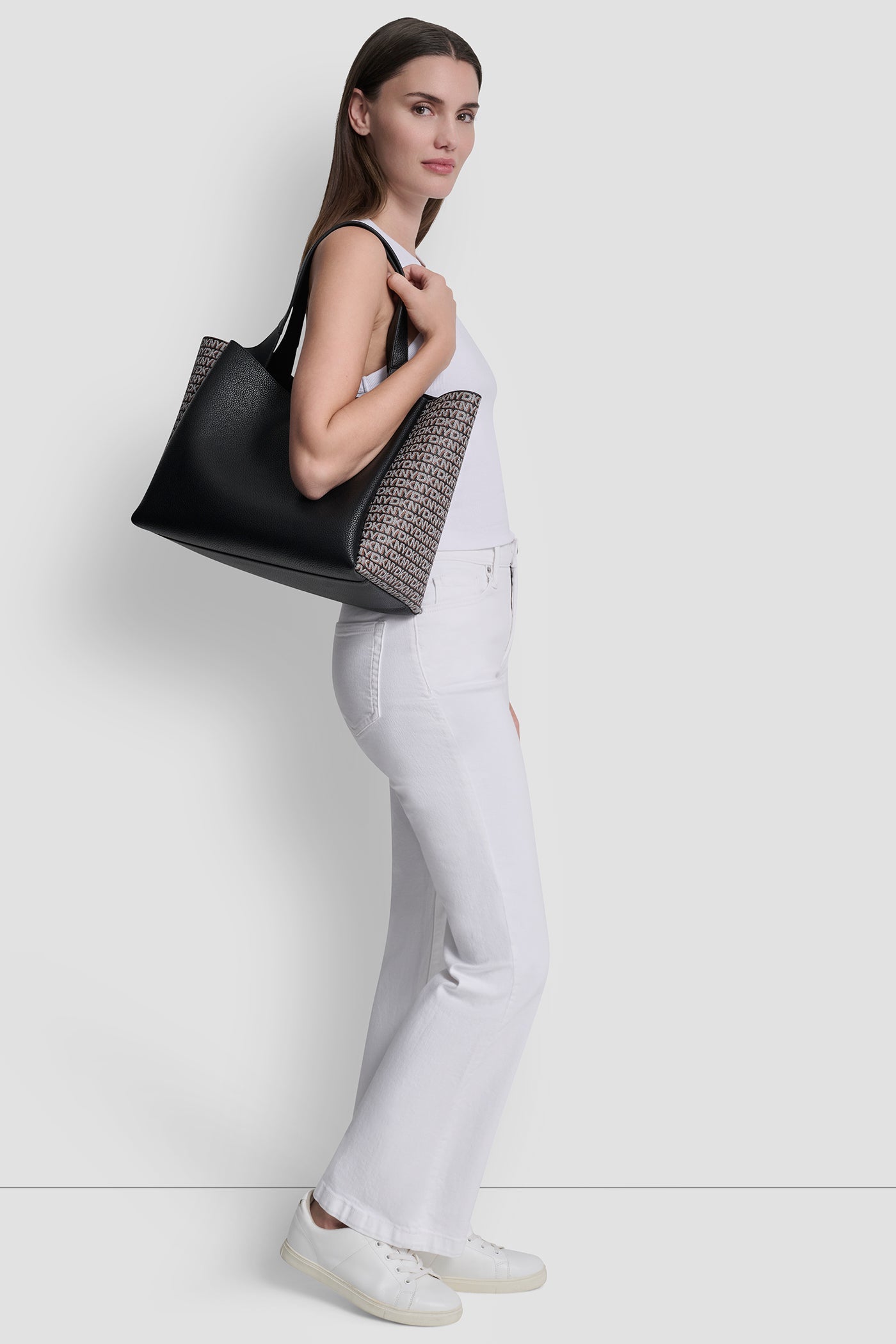 WILLA TOTE