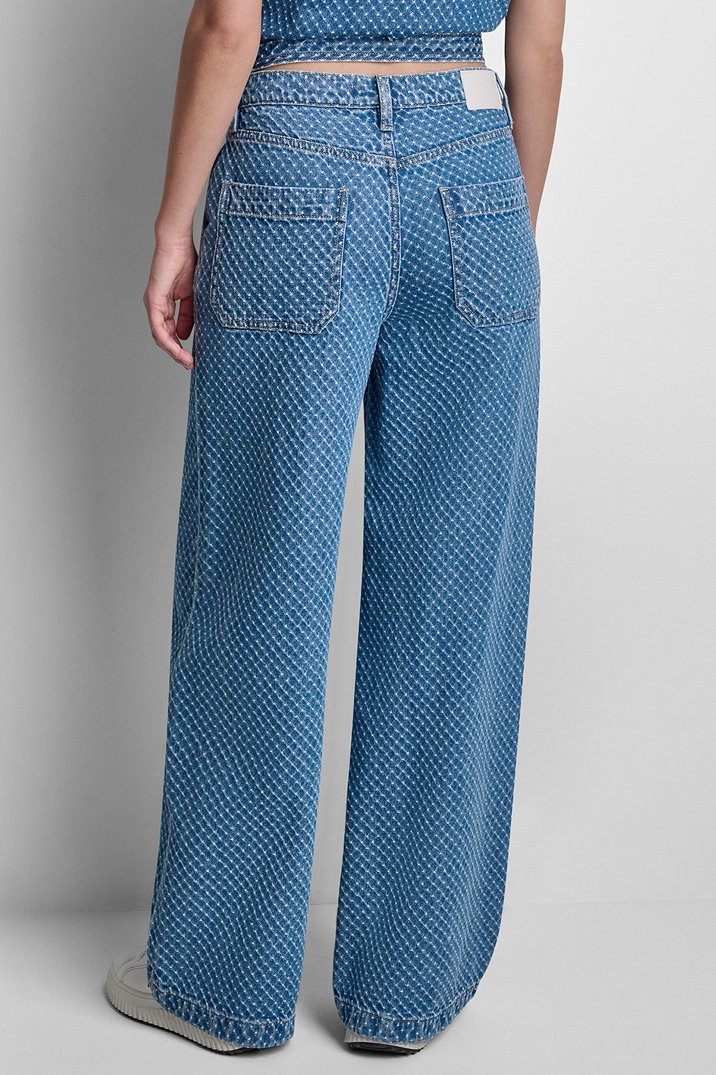 MID RISE WIDE LEG W SLASH