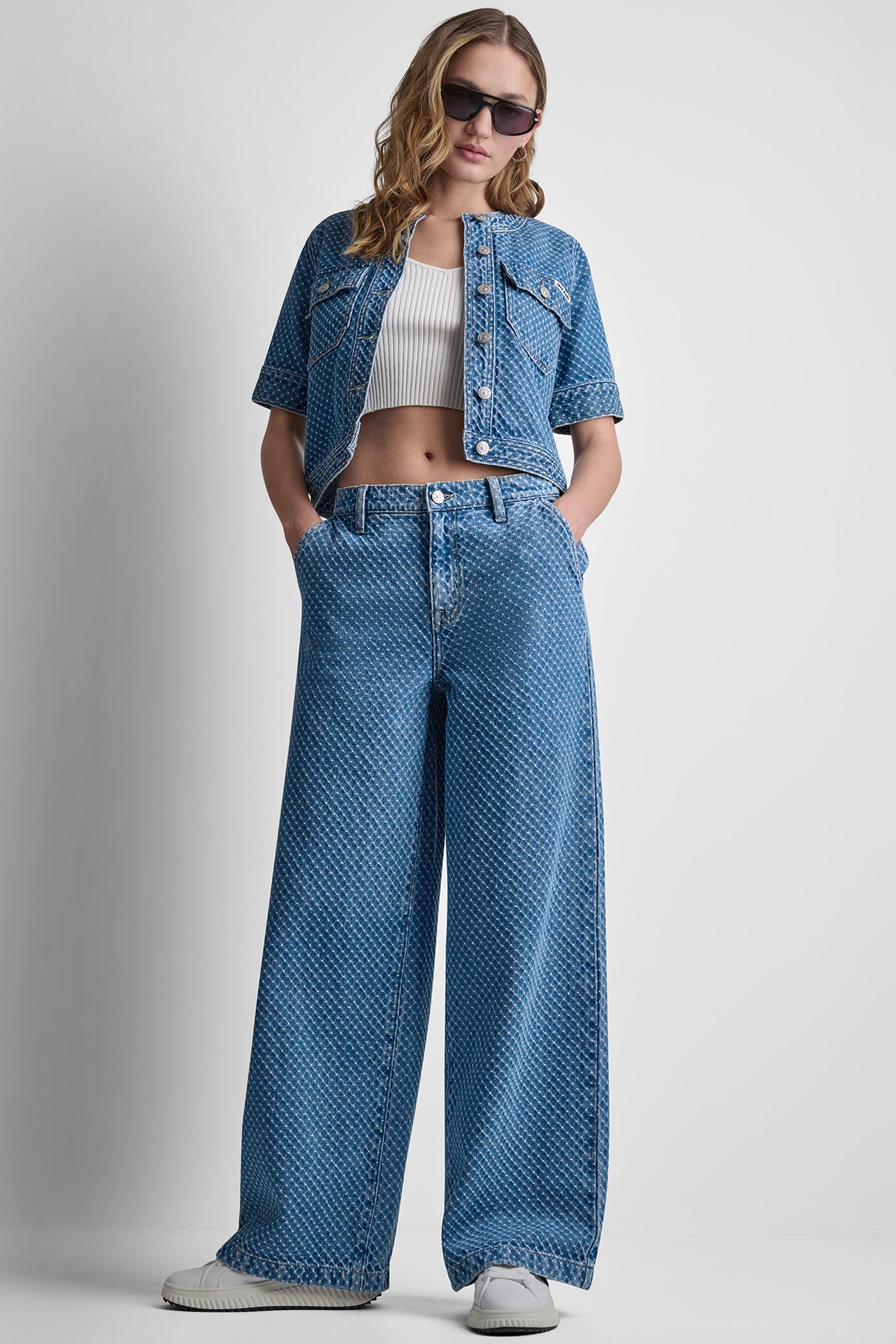 MID RISE WIDE LEG W SLASH