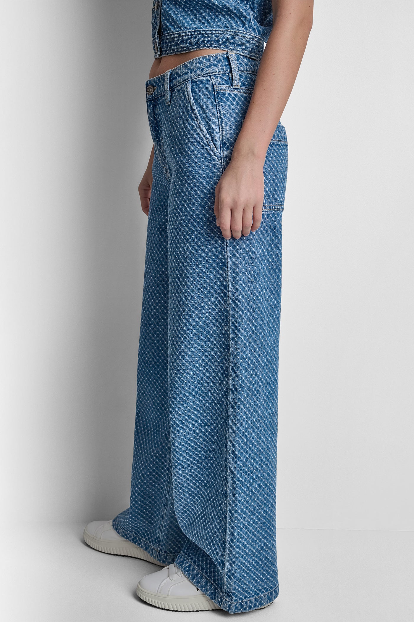 MID RISE WIDE LEG W SLASH