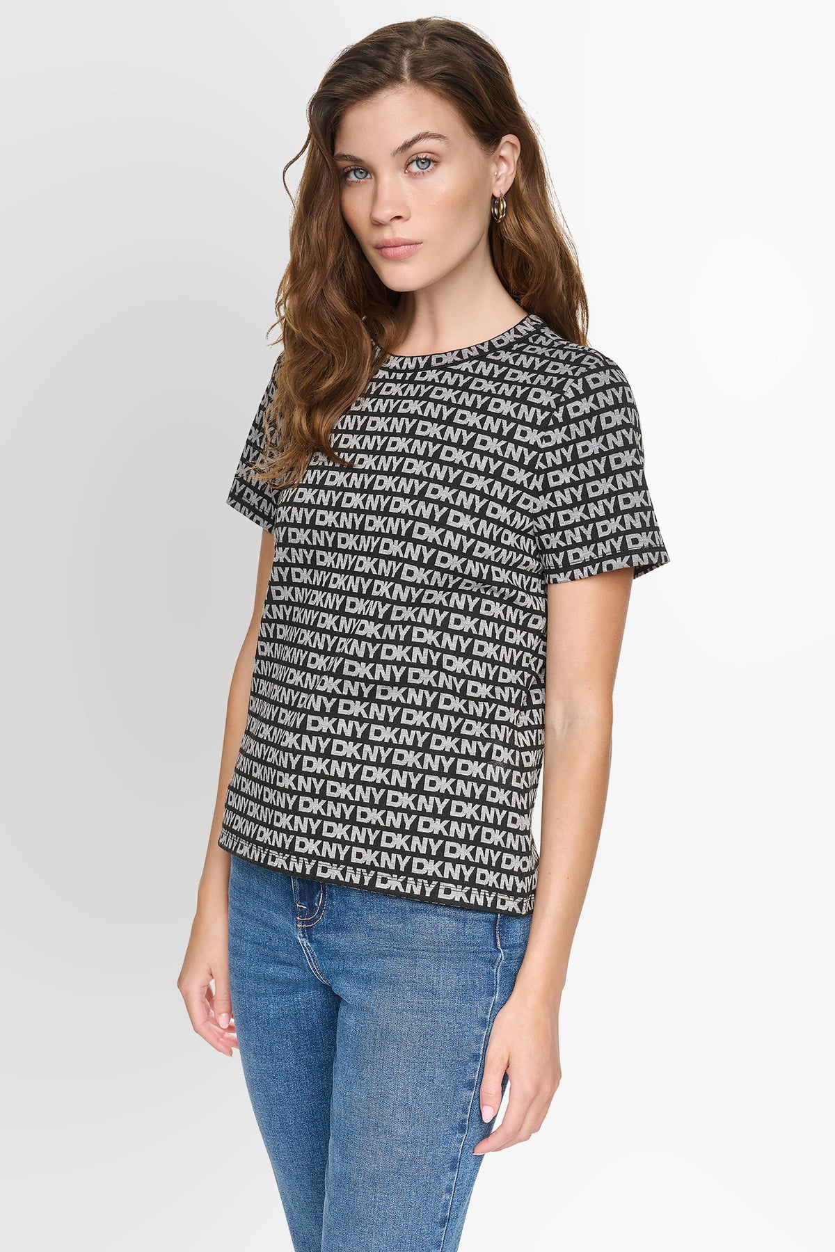 ESSENTIAL LOGO TEE
