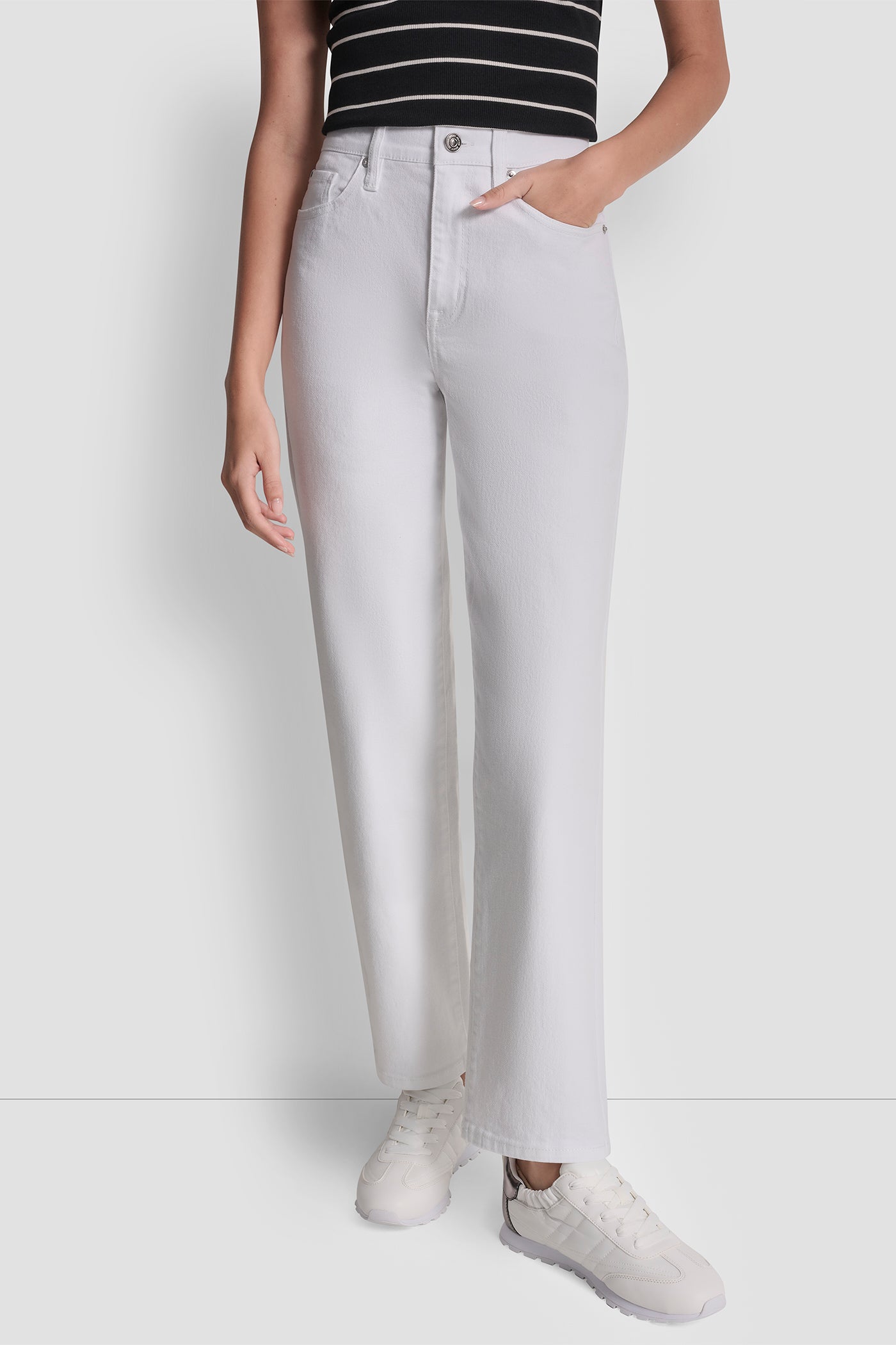 بنطال كلاسيكي بخصر مرتفع وقصة مستقيمة