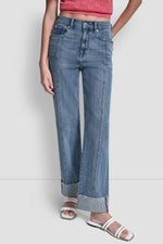 بنطال كلاسيكي بخصر مرتفع وتصميم مُحاك