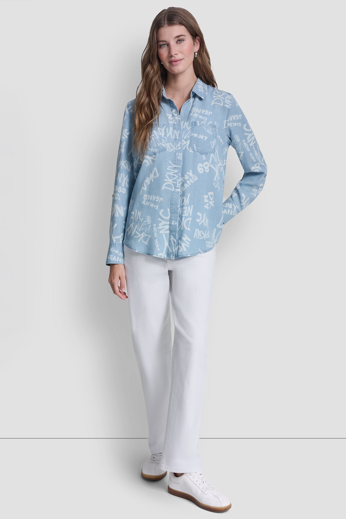 قميص بطبعة من قماش مصبوغ