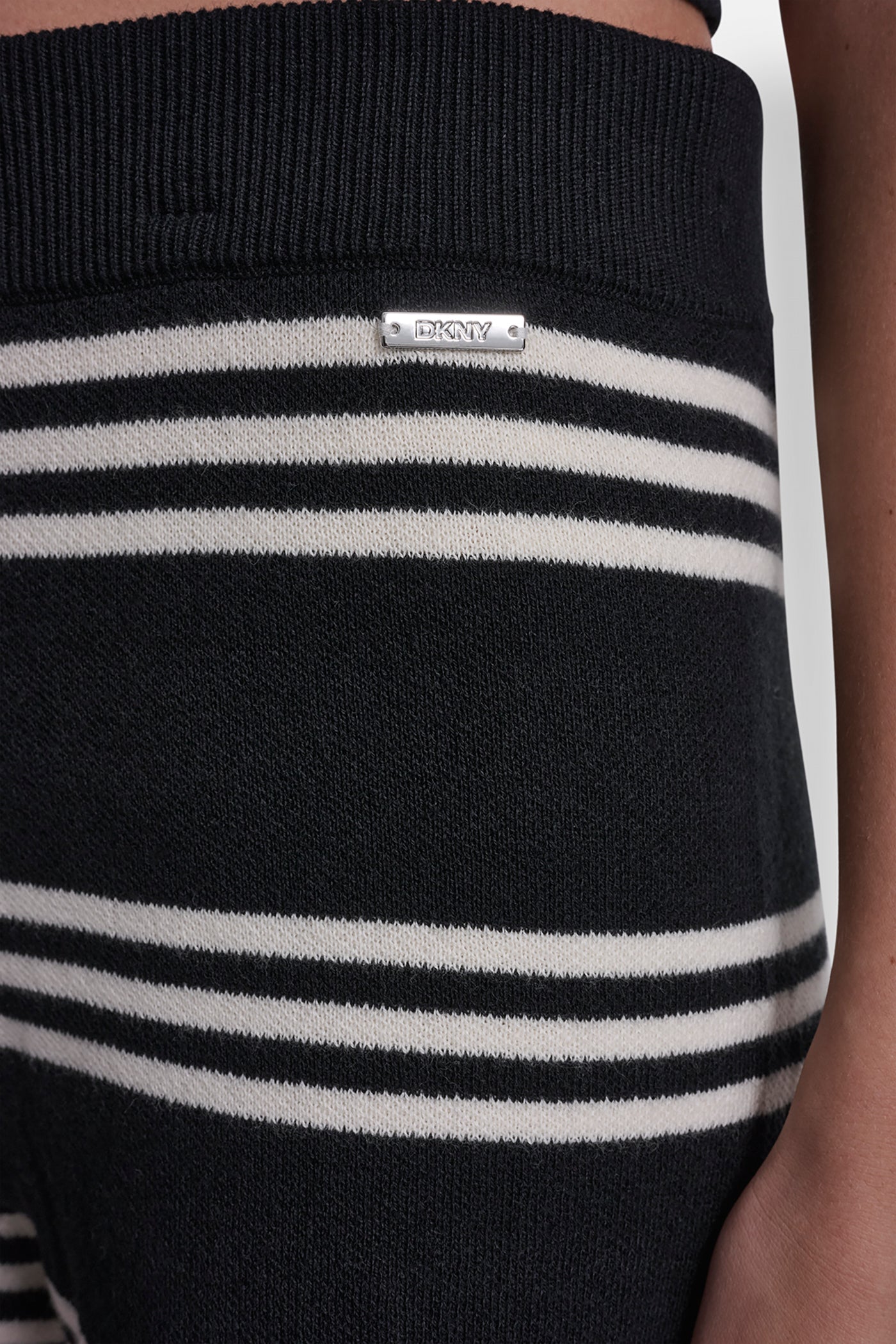 STRIPED SWEATER SHORTS