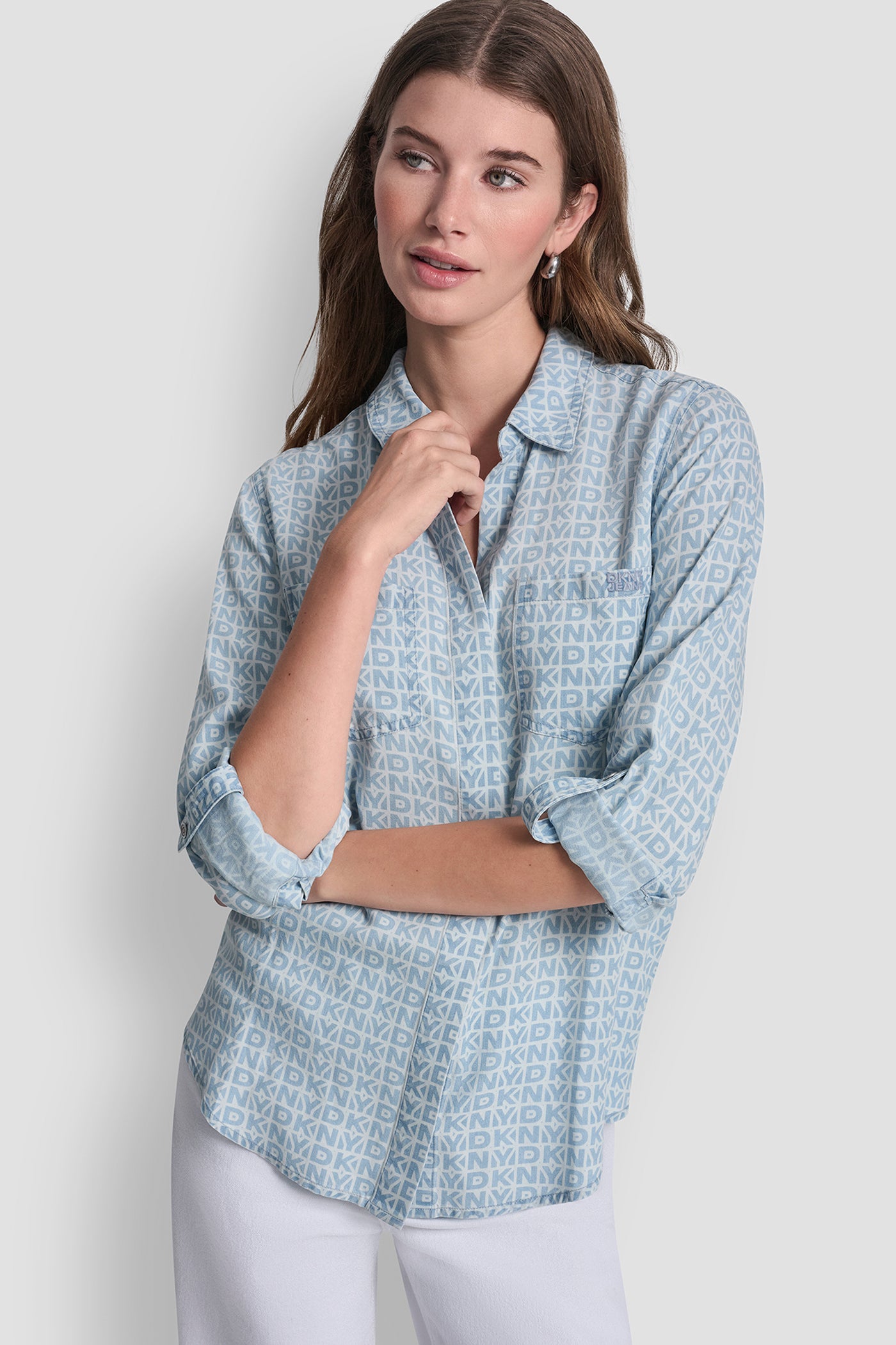 قميص بطبعة من قماش مصبوغ