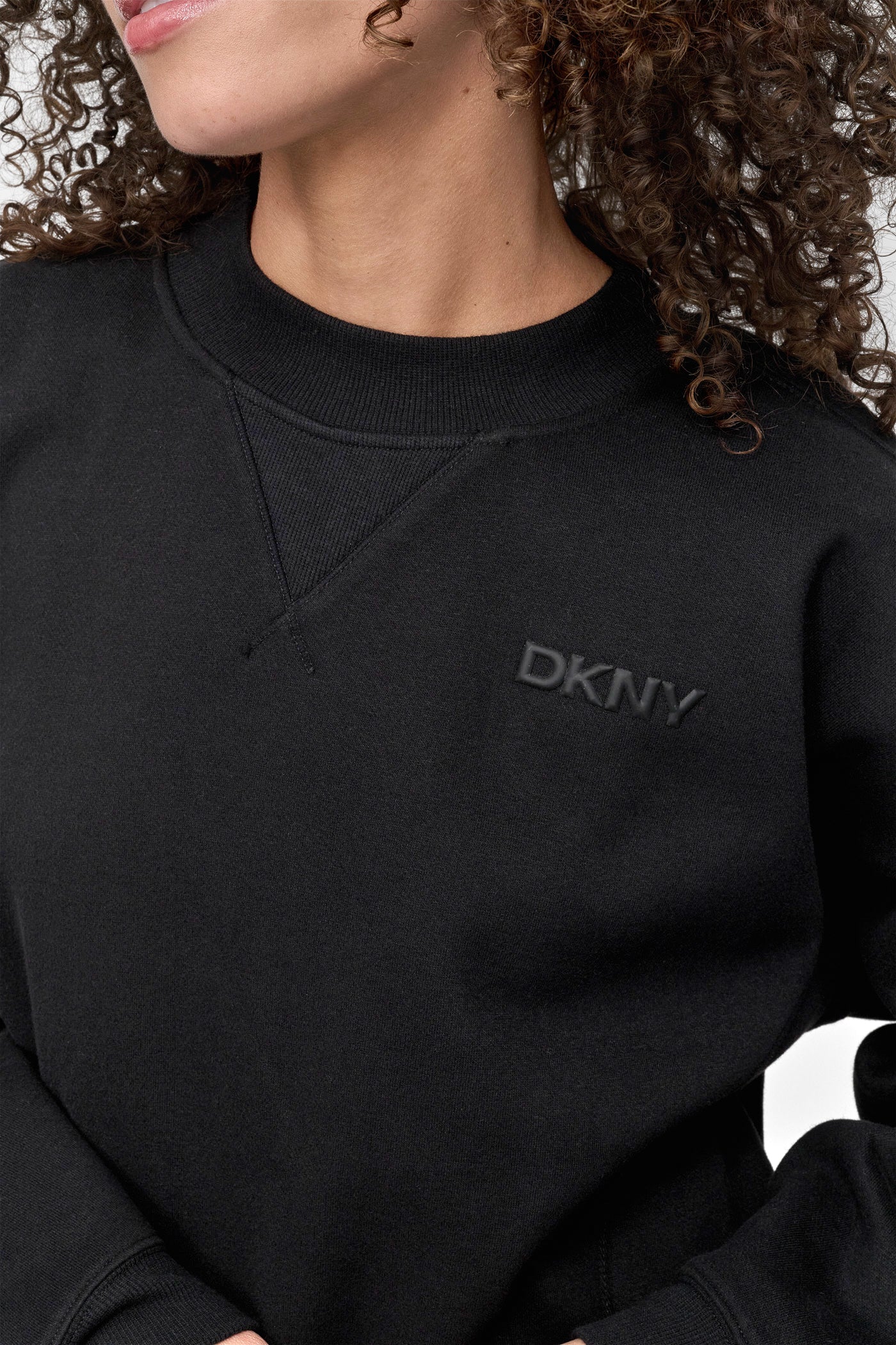 DKNY LOGO CREWNECK SWEATSHIRT