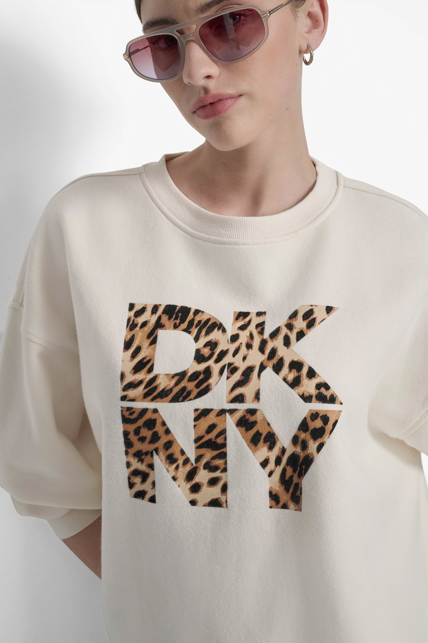 ANIMAL PRINT SWEATSHIRT