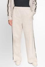 HIGH-RISE STRAIGHT LEG TRACK PANT