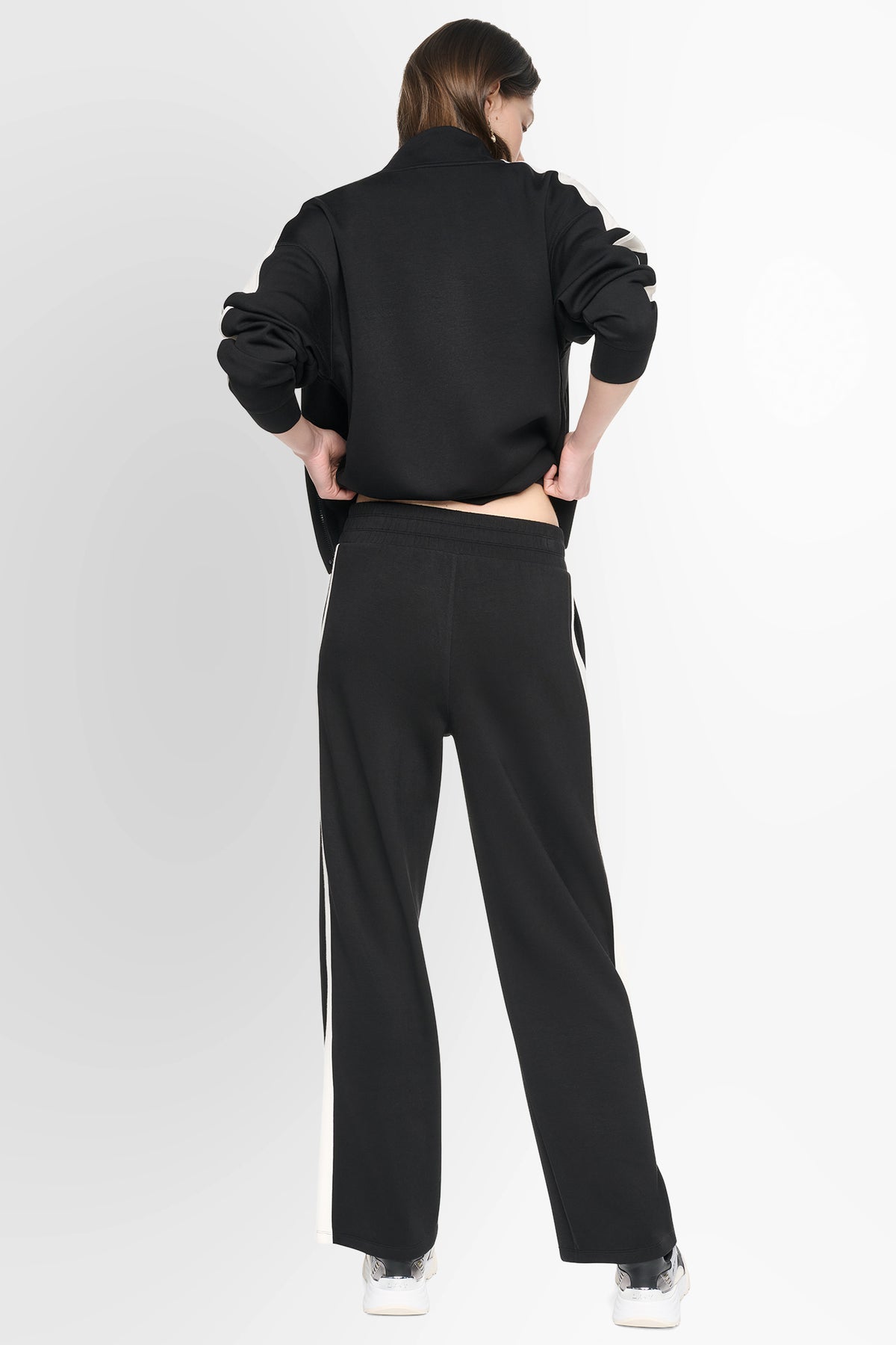 HIGH-RISE STRIPED WIDE-LEG PANT