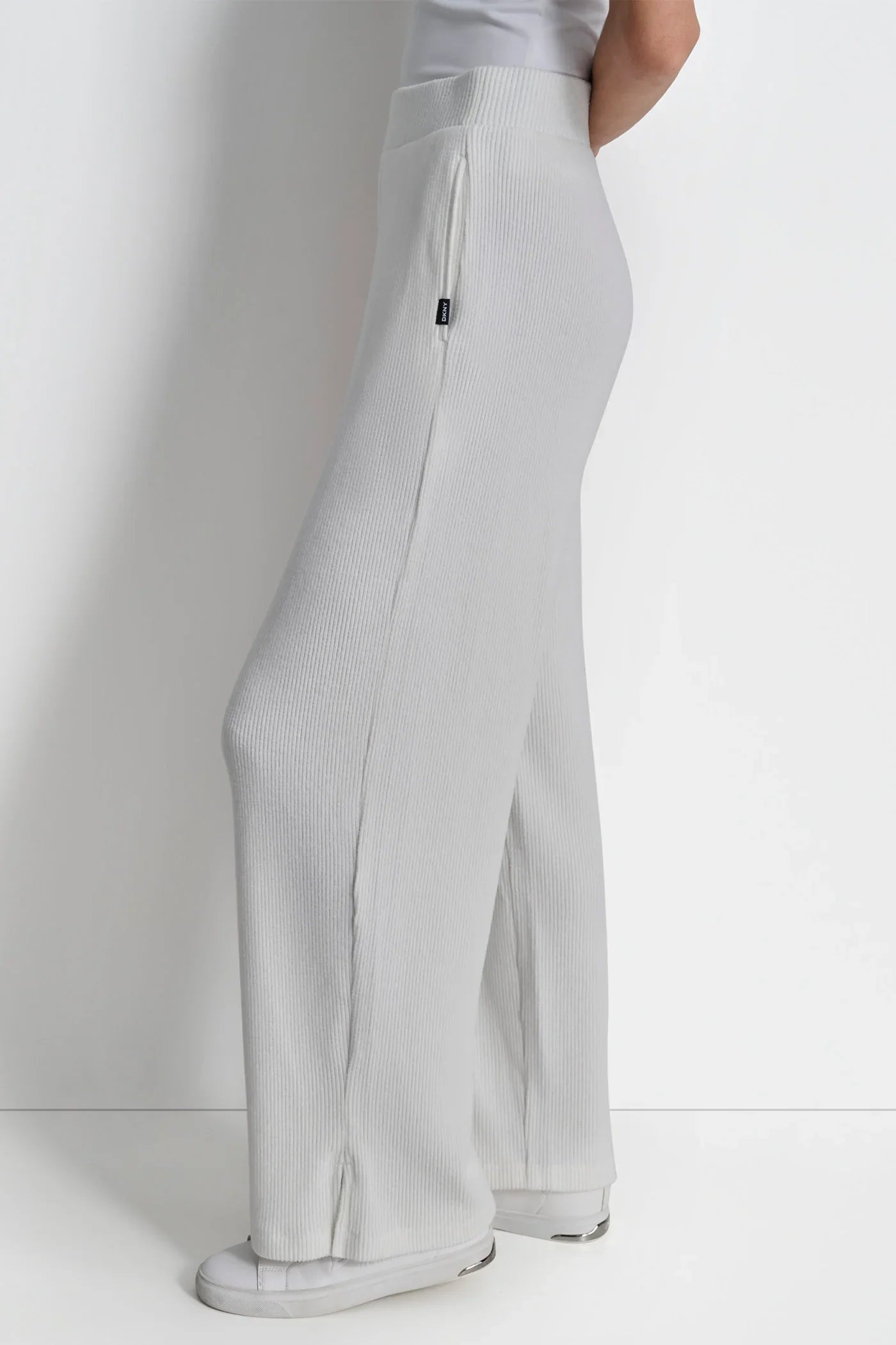 RELAXED STRAIGHT LEG PANT WITH POCKETS