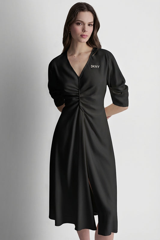 3/4 RAUSHED XLV V-NECK DRESS