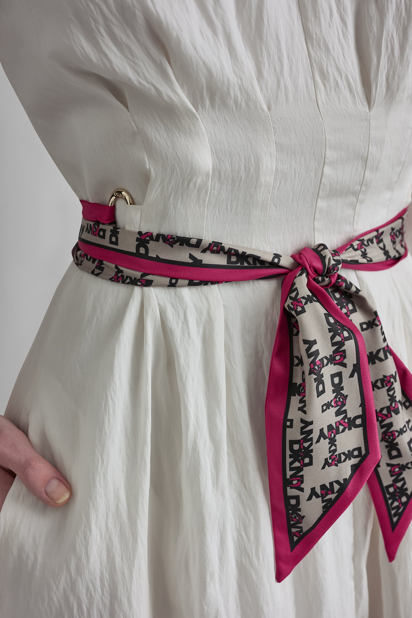 LONG SLEEVE PLEATED FRONT  SHIRT