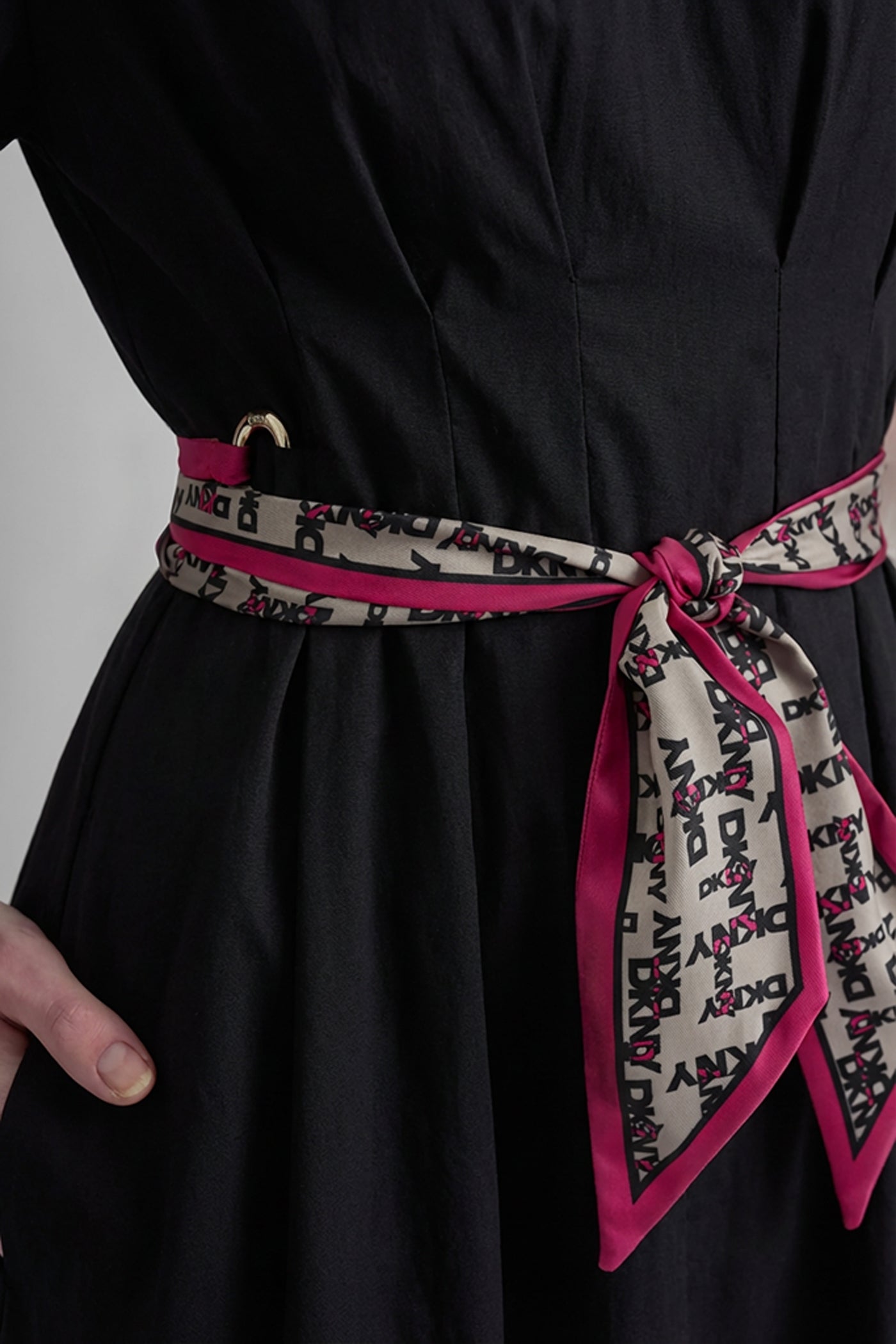 LONG SLEEVE PLEATED FRONT  SHIRT