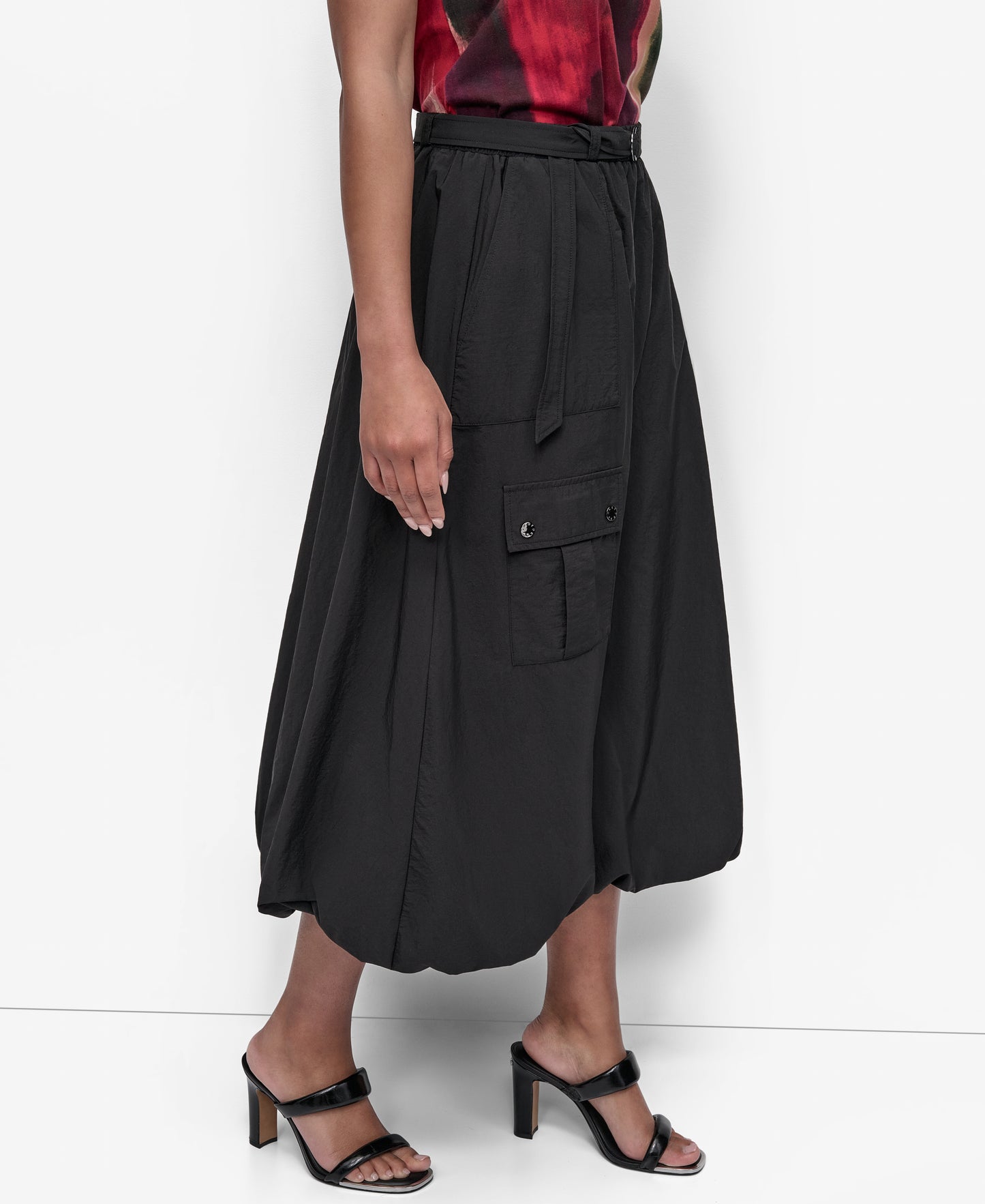 RUMPLED TECH CARGO SKIRT