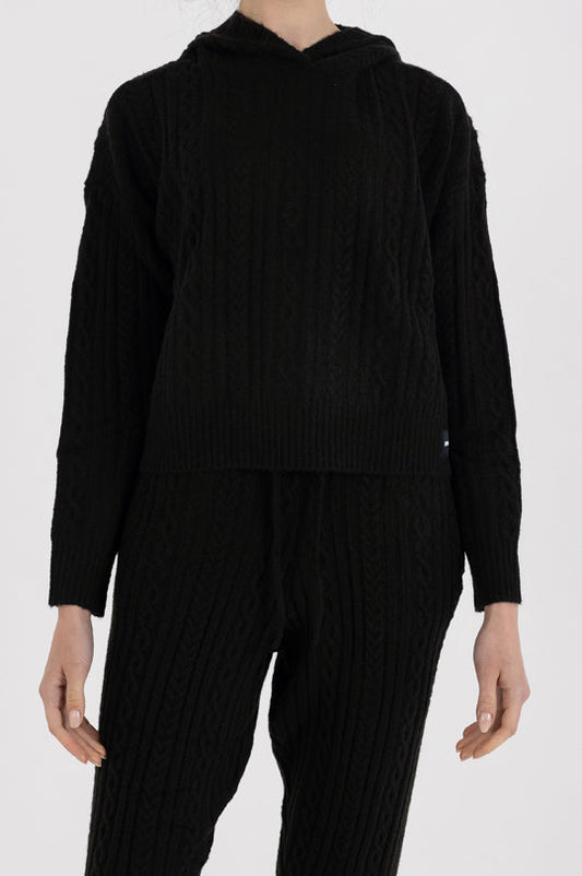 LONG SLEEVE CABLE SWEATER HOODIE