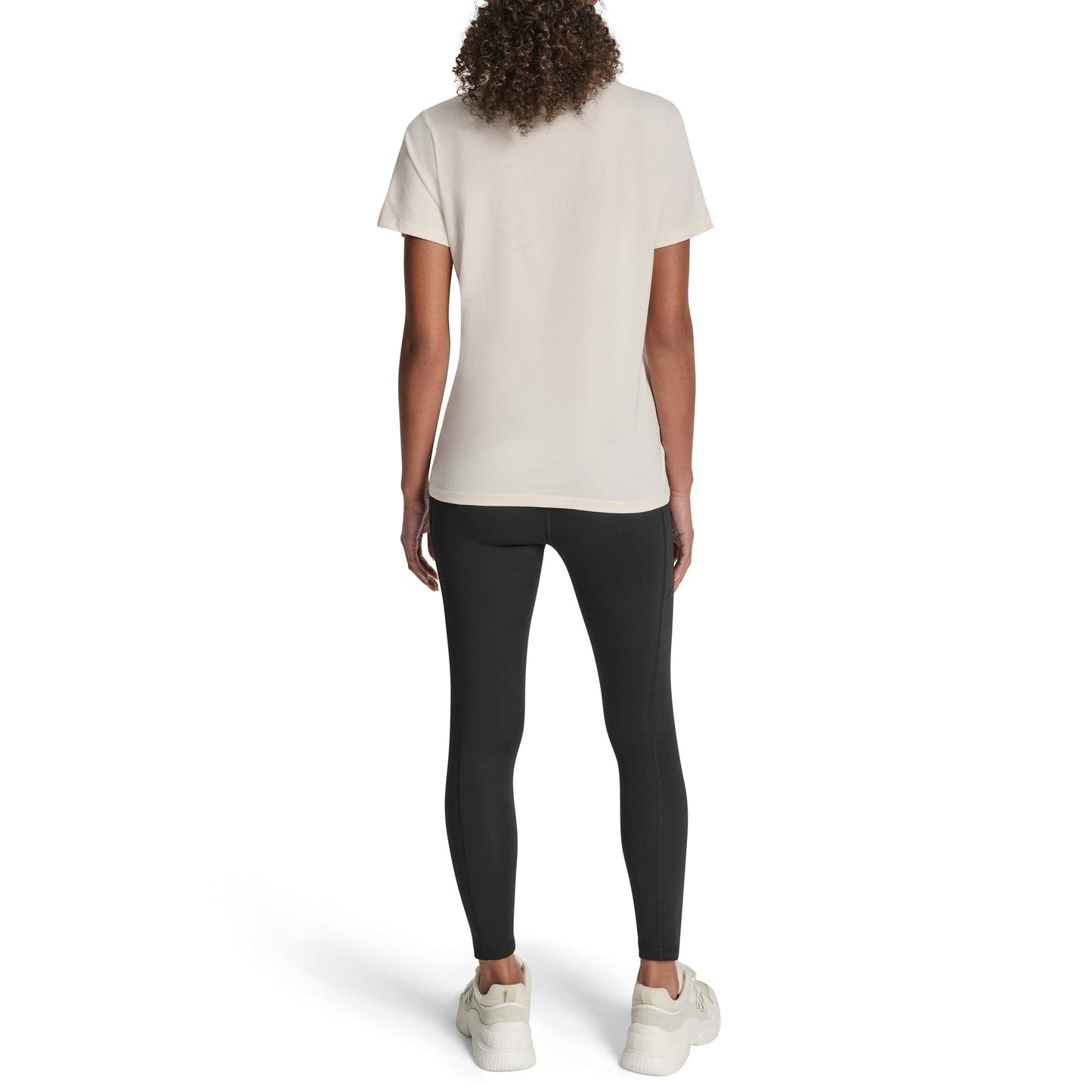 تيشيرت بفتحة رقبة مستديرة وأكمام قصيرة بتصميم لامع