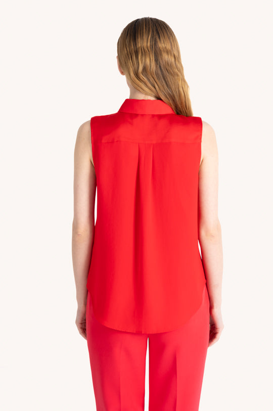 SLEEVELESS BUTTON FRONT BLOUSE