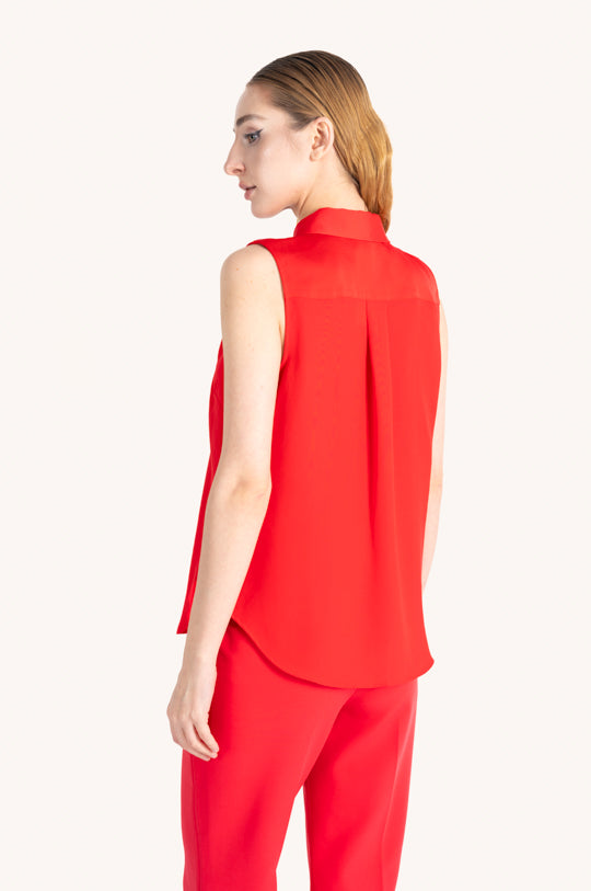 SLEEVELESS BUTTON FRONT BLOUSE
