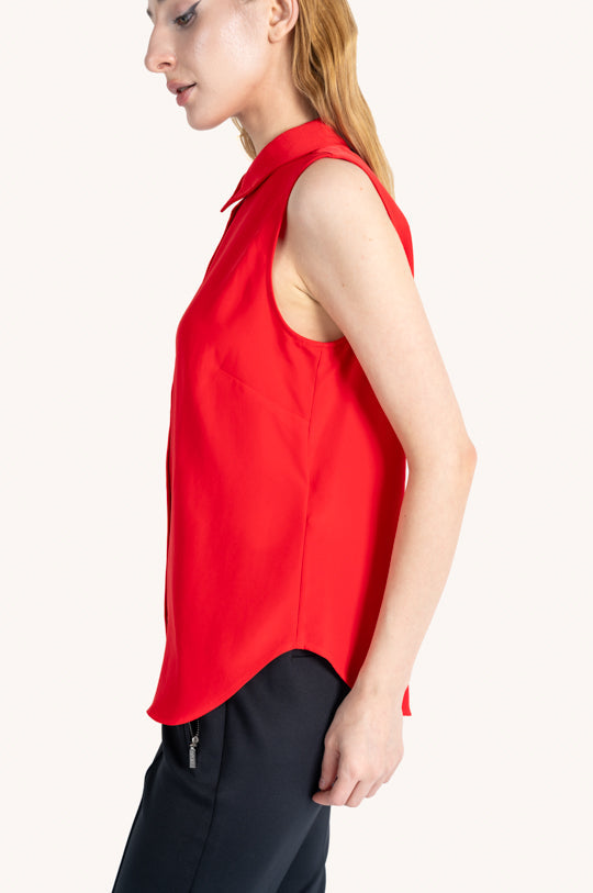 SLEEVELESS BUTTON FRONT BLOUSE