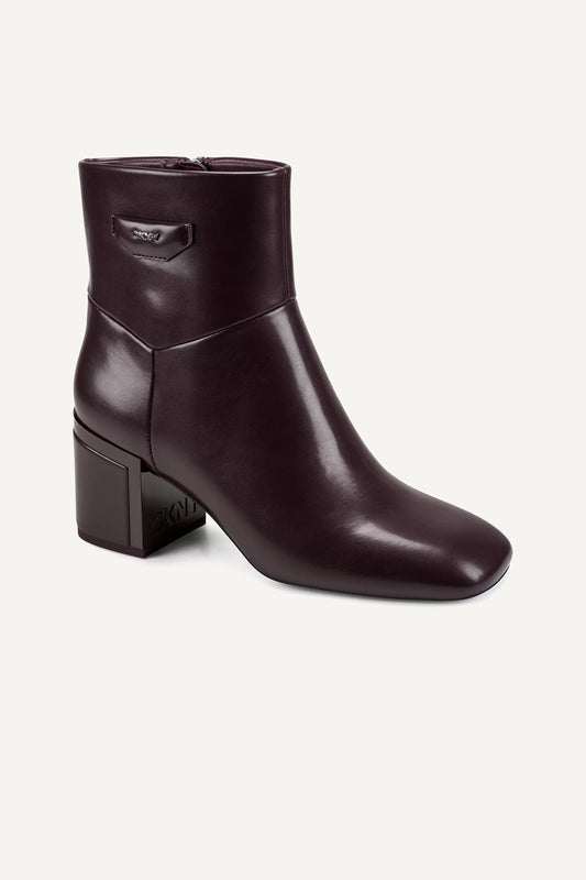 KENDRA WIDE - HEELED BOOTS