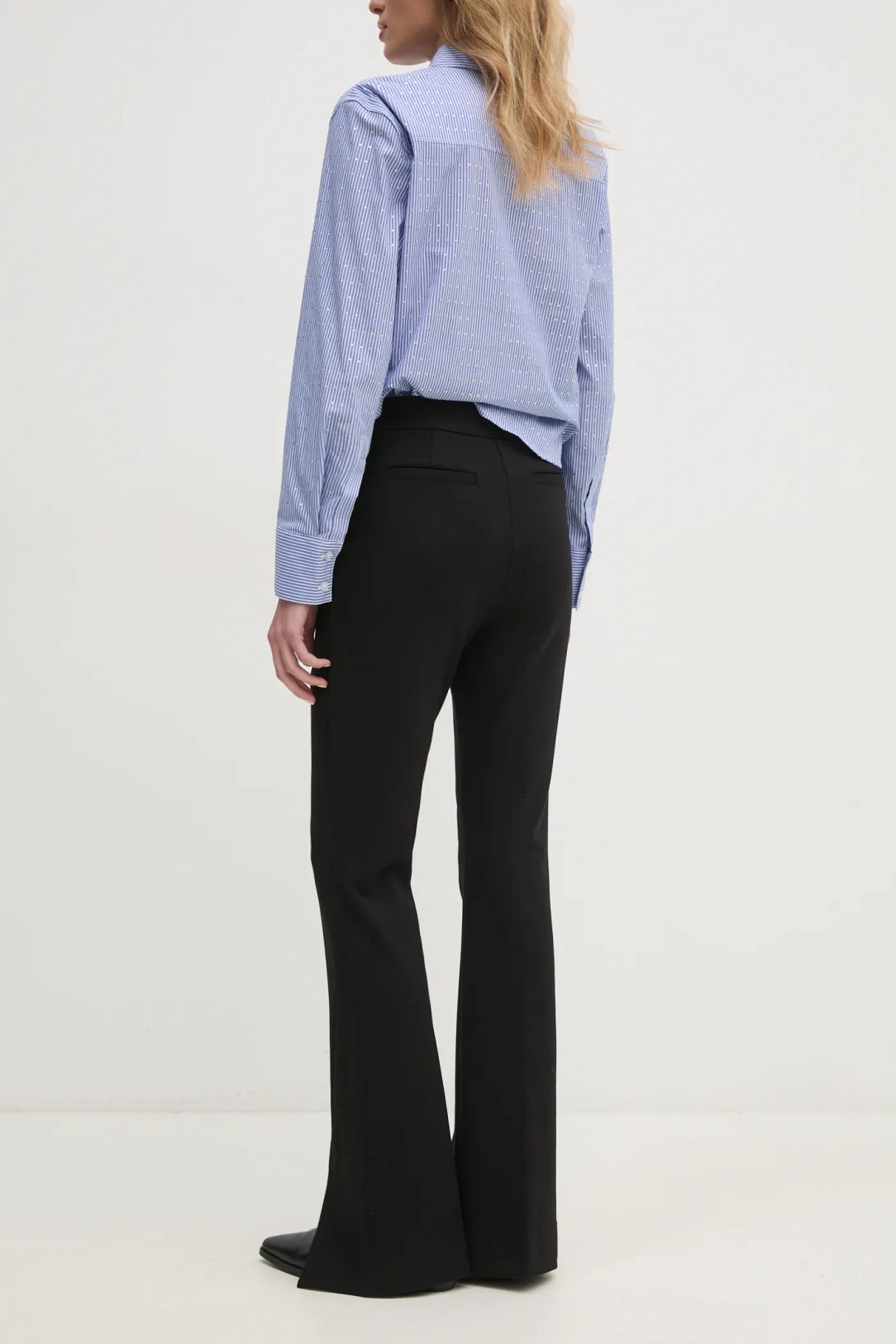 FRONT SLIT FLARE PANT