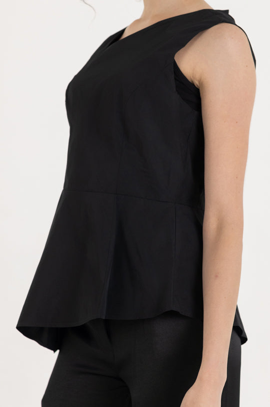 SLEEVELESS DRAPED ASYMMETRIC TOP