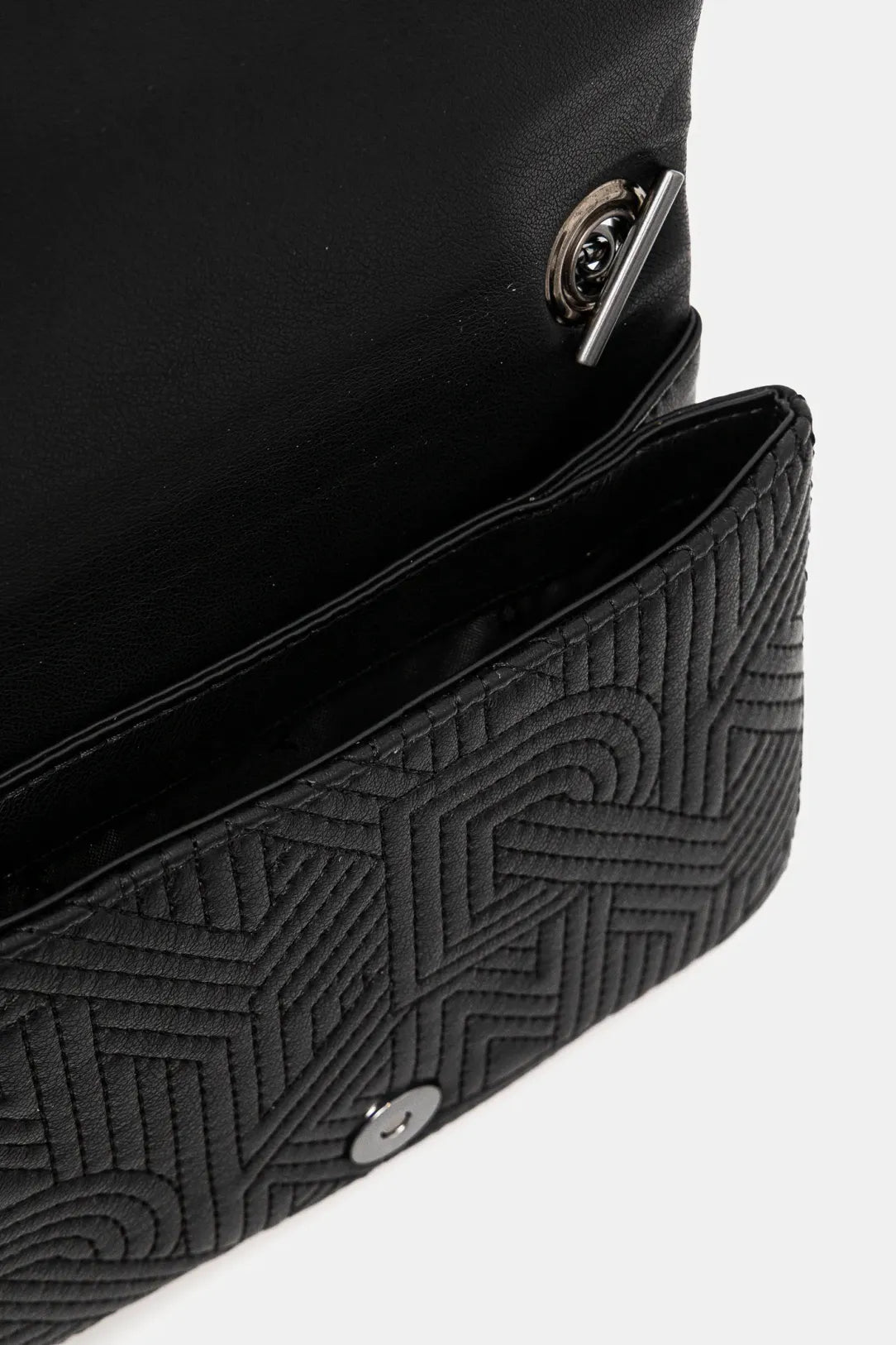 DESIREE MEDIUM FLAP CROSSBODY